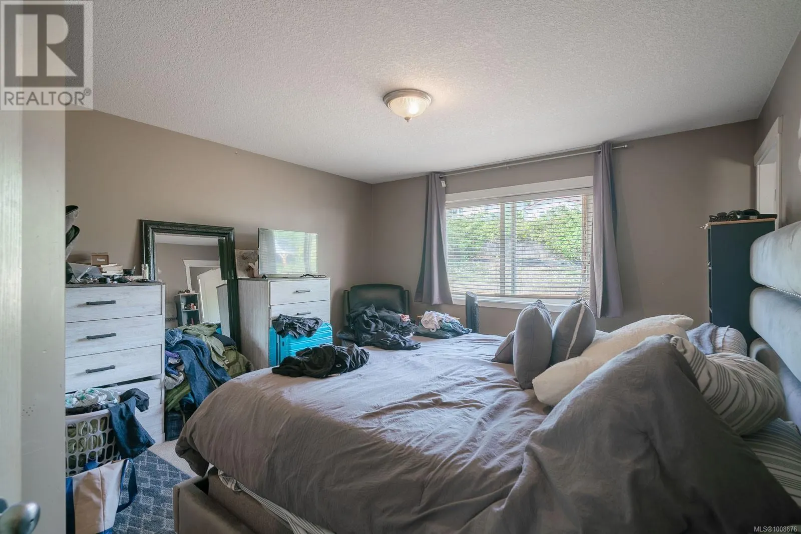1097 Silver Mountain Rd