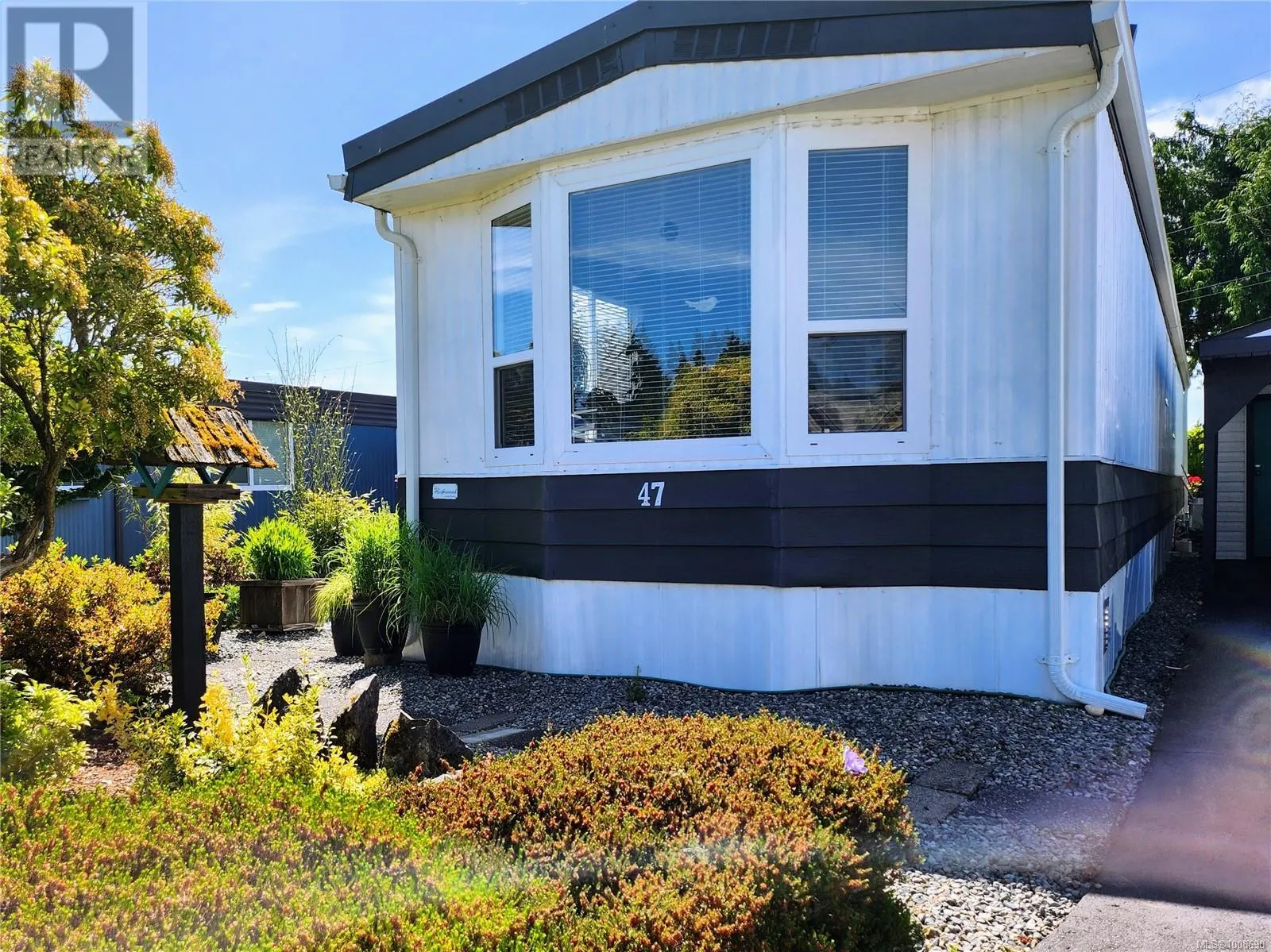 47 10980 Westdowne Rd