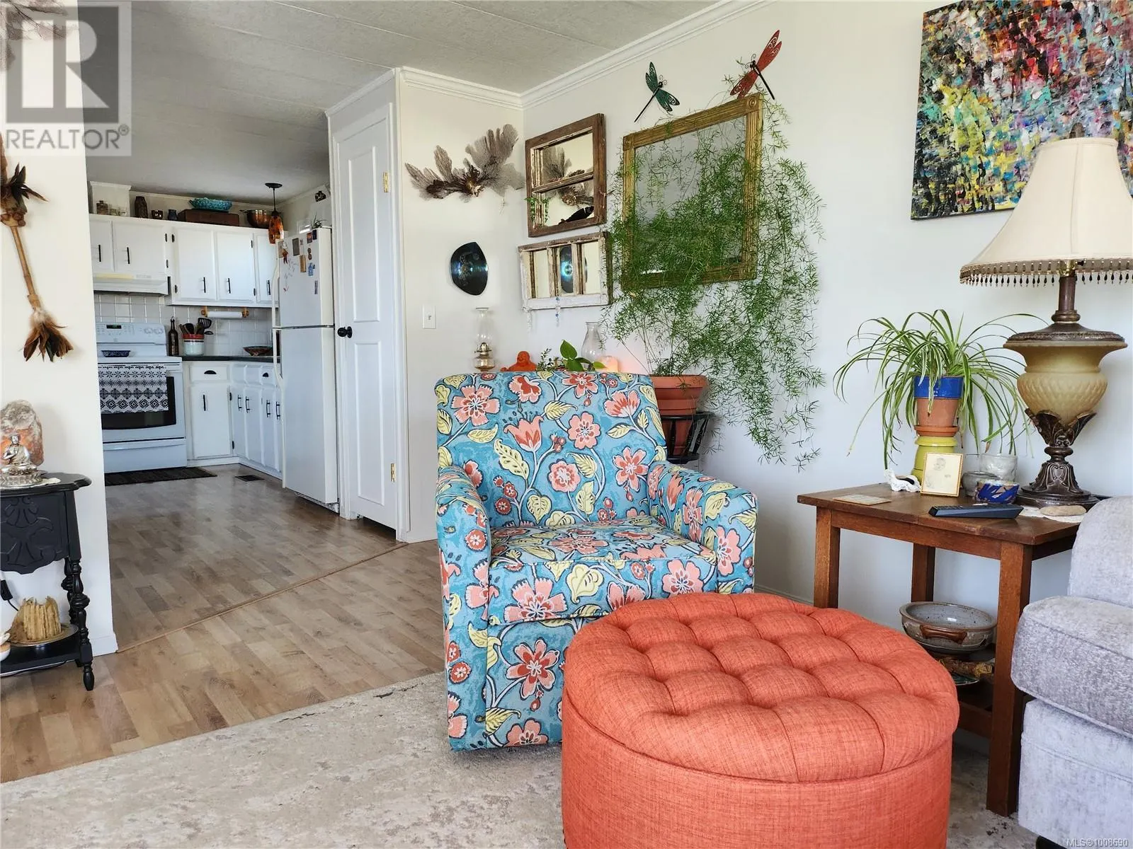 47 10980 Westdowne Rd
