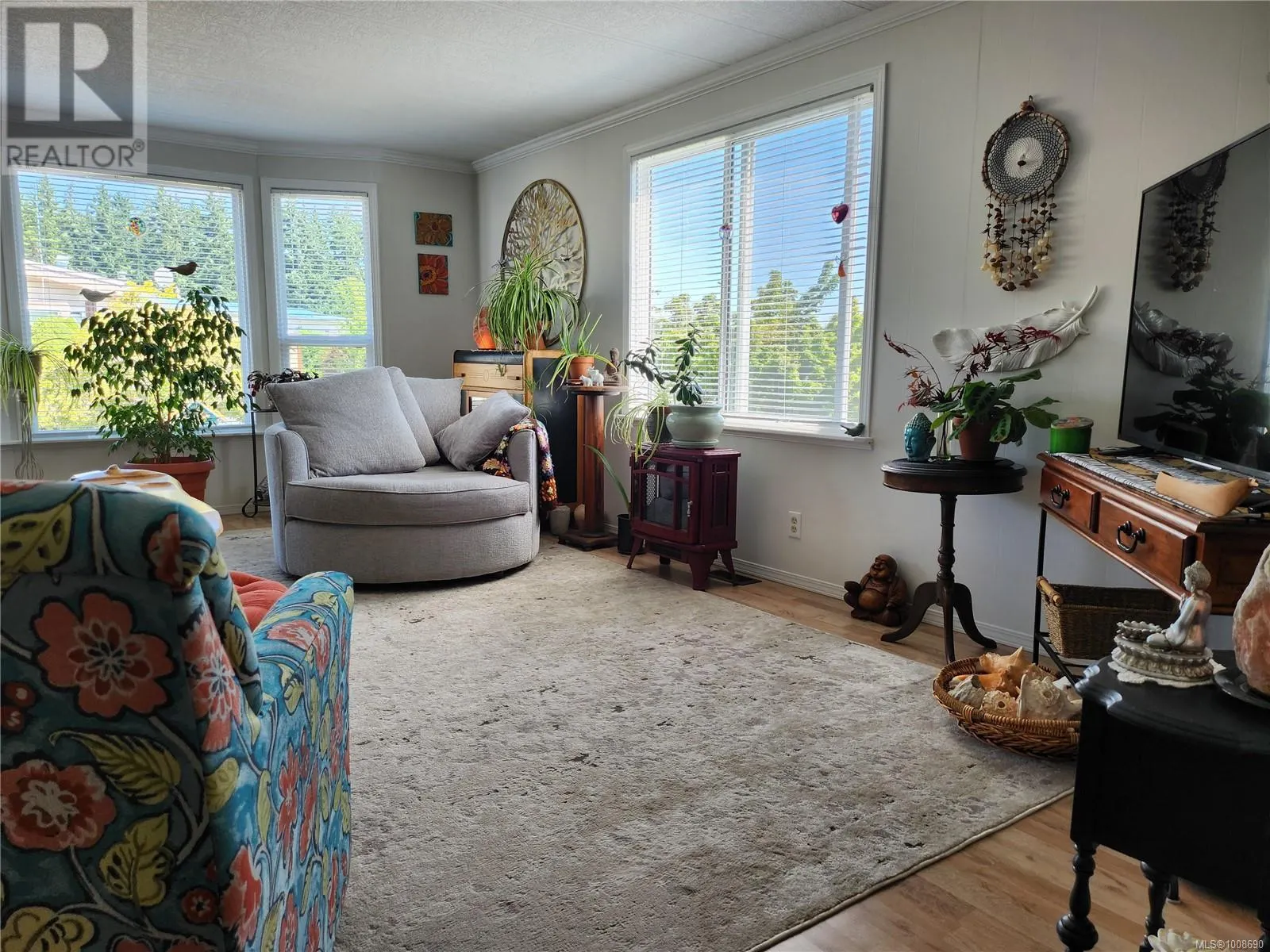 47 10980 Westdowne Rd