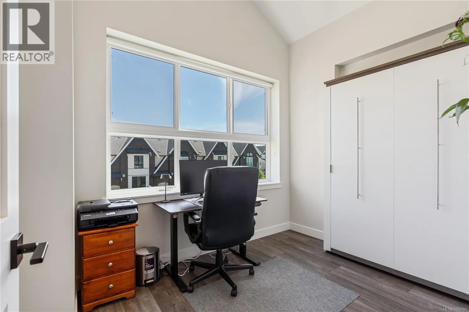 1023 Boxcar Close