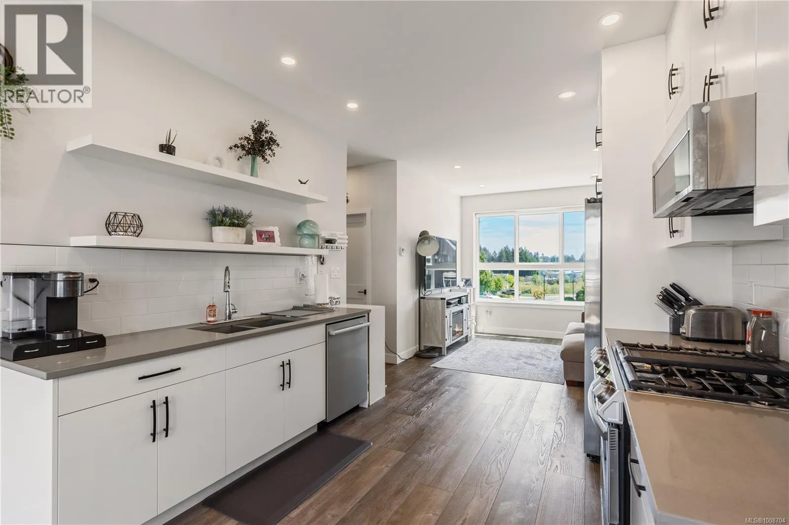 1023 Boxcar Close