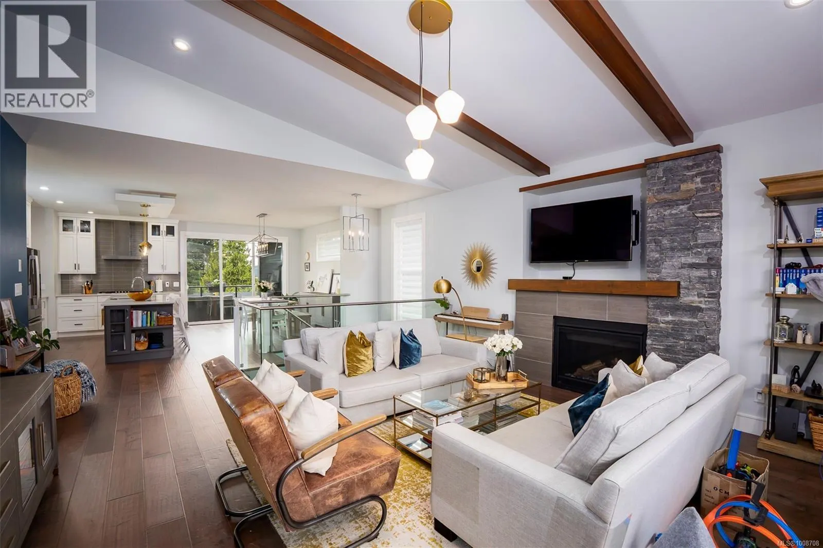 2498 Lynburn Cres