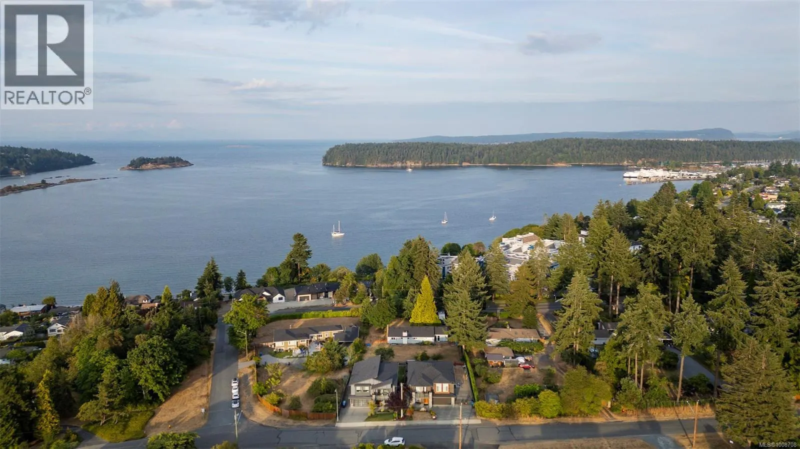 2498 Lynburn Cres