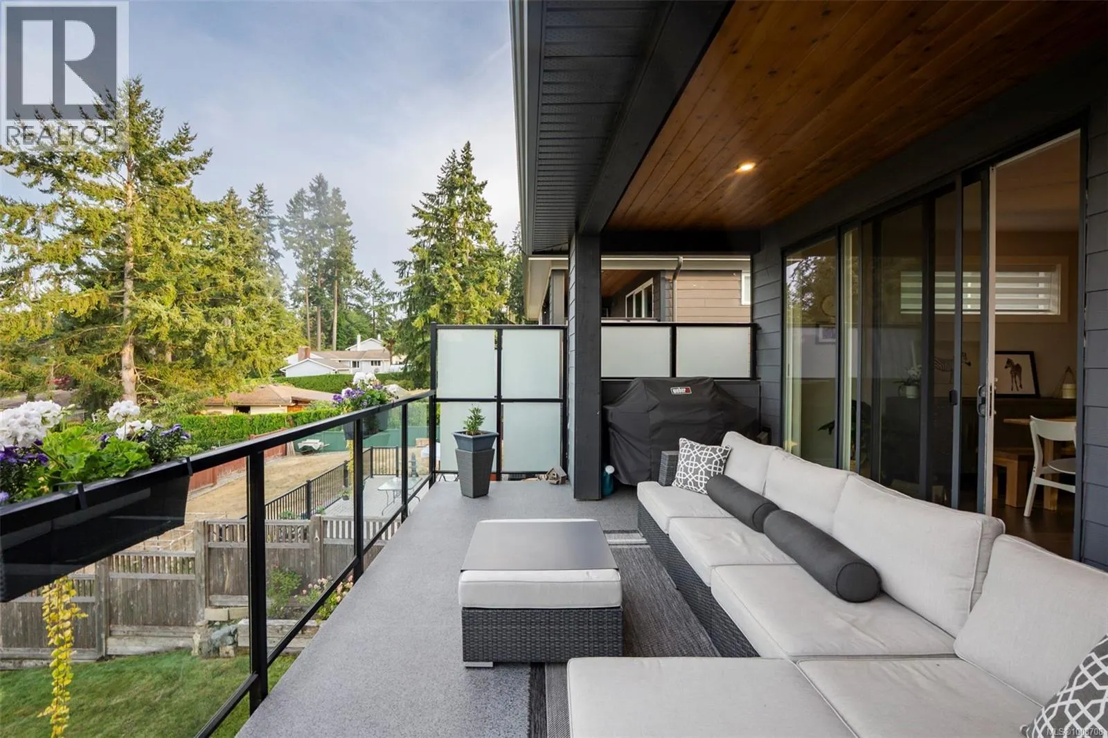 2498 Lynburn Cres