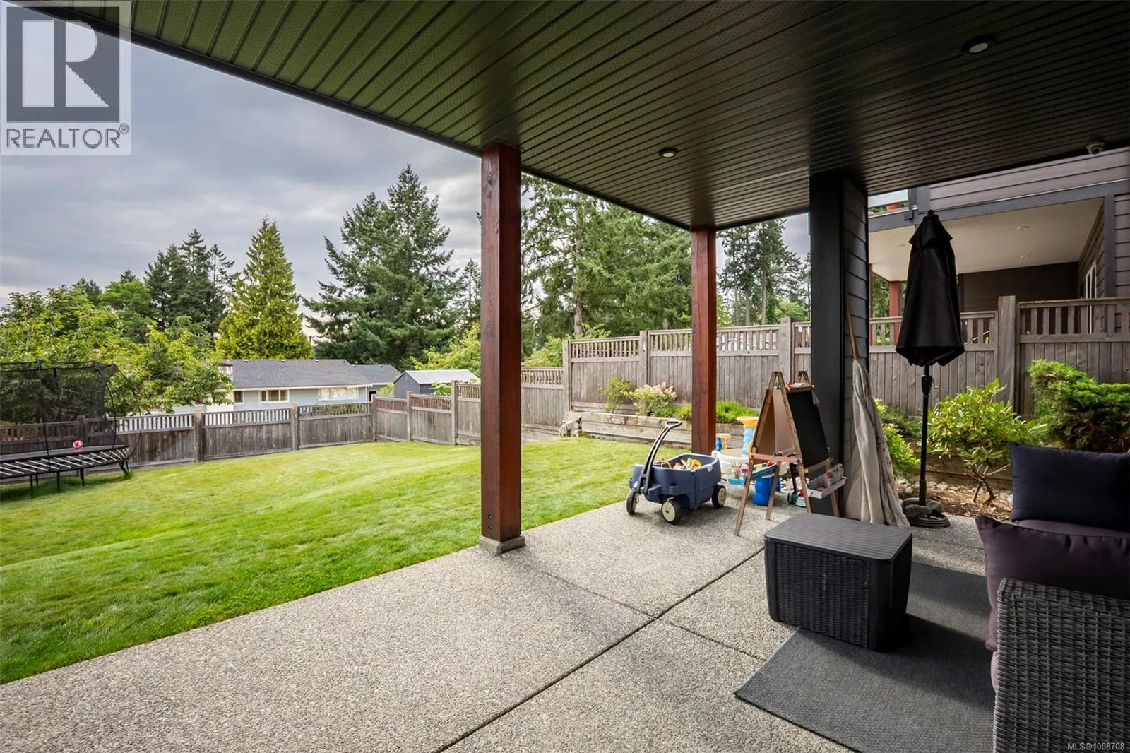 2498 Lynburn Cres