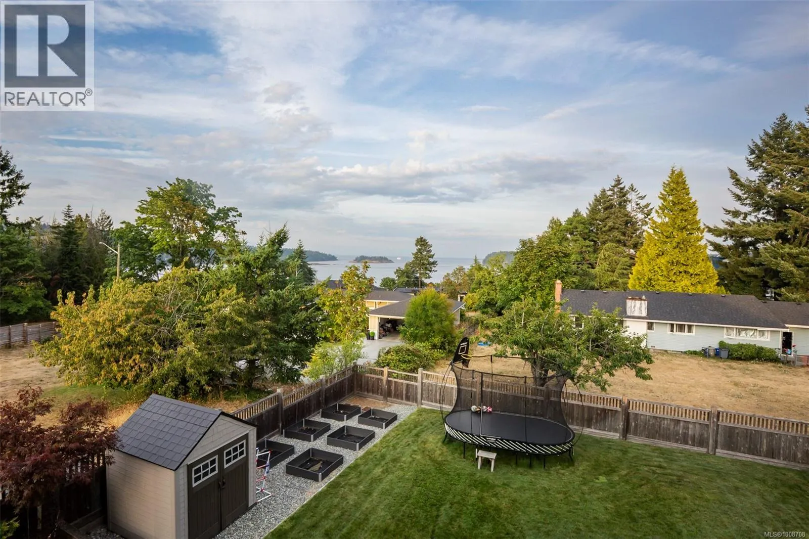2498 Lynburn Cres