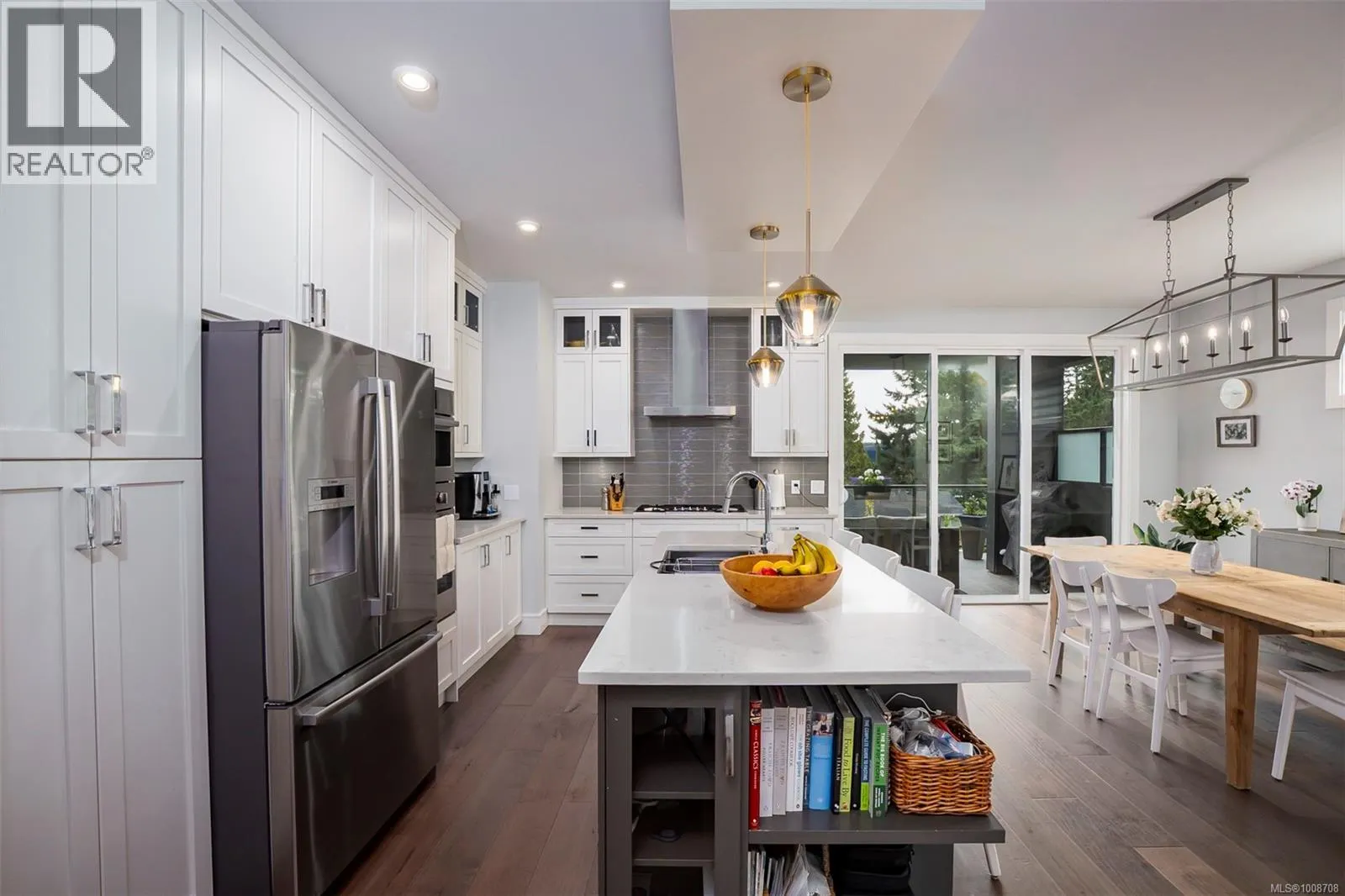 2498 Lynburn Cres