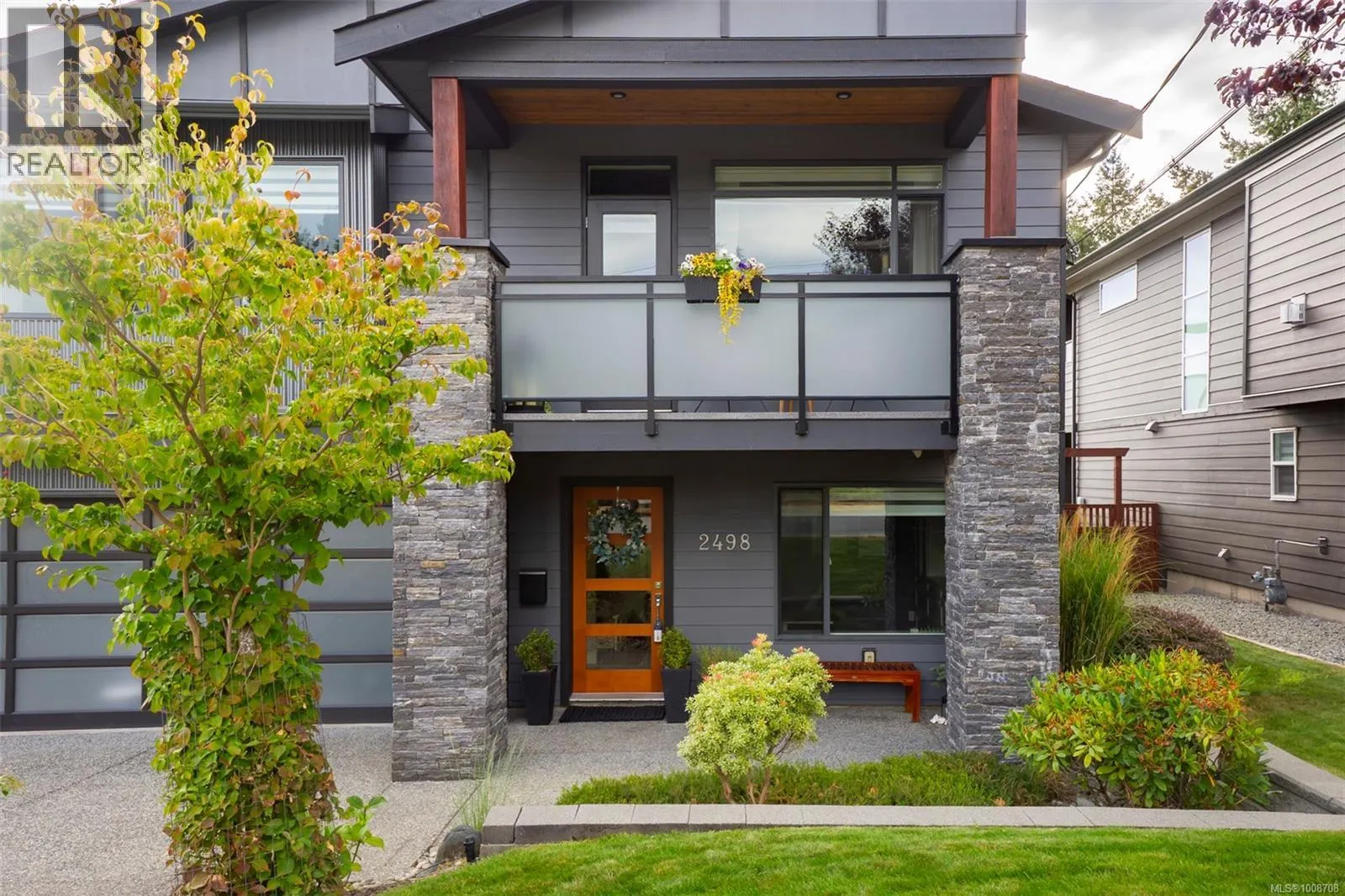 2498 Lynburn Cres