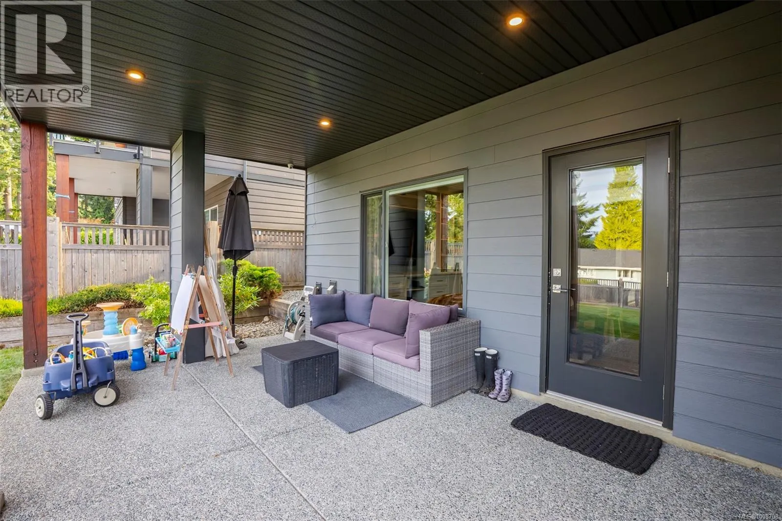 2498 Lynburn Cres