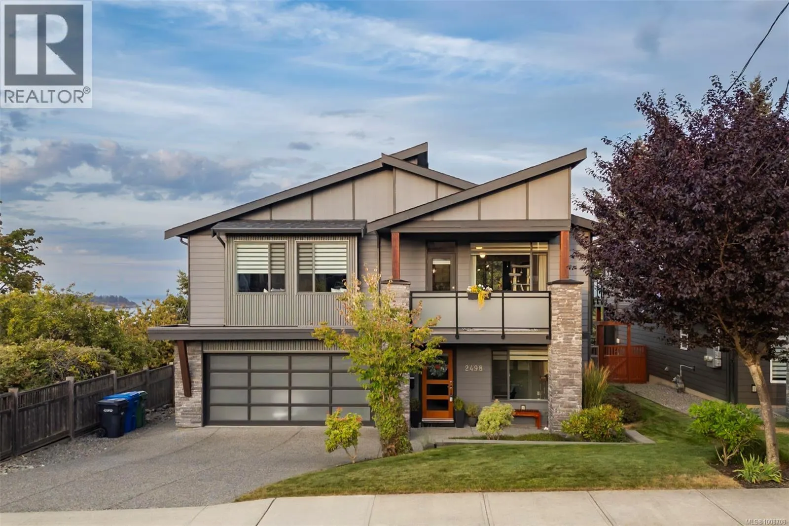 2498 Lynburn Cres