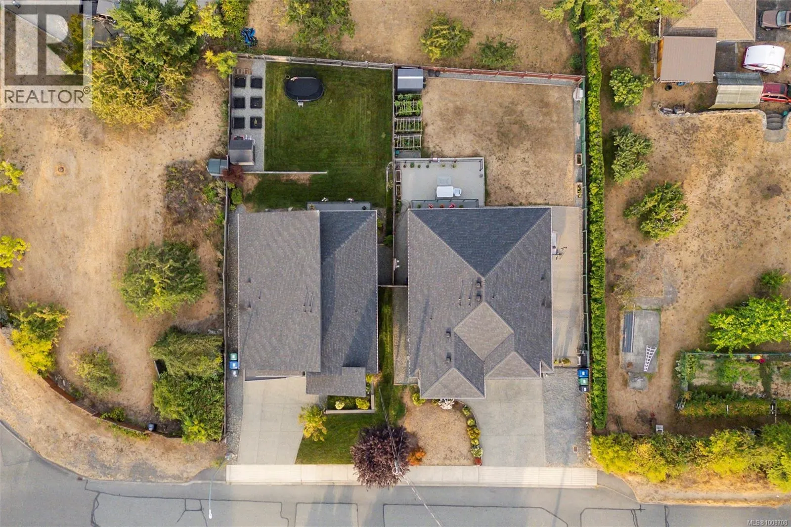 2498 Lynburn Cres