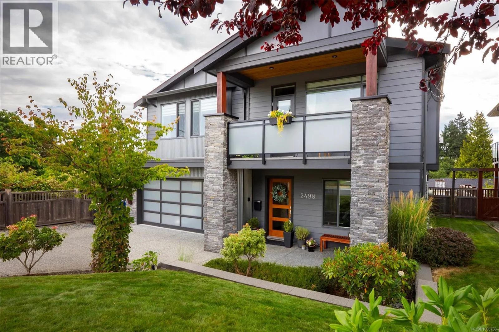 2498 Lynburn Cres