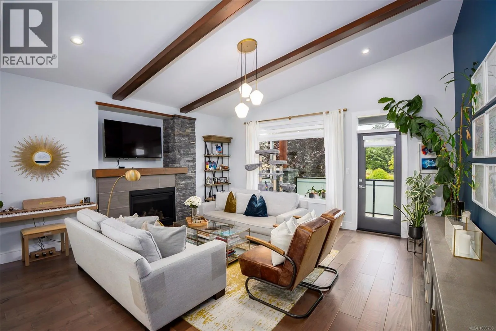 2498 Lynburn Cres