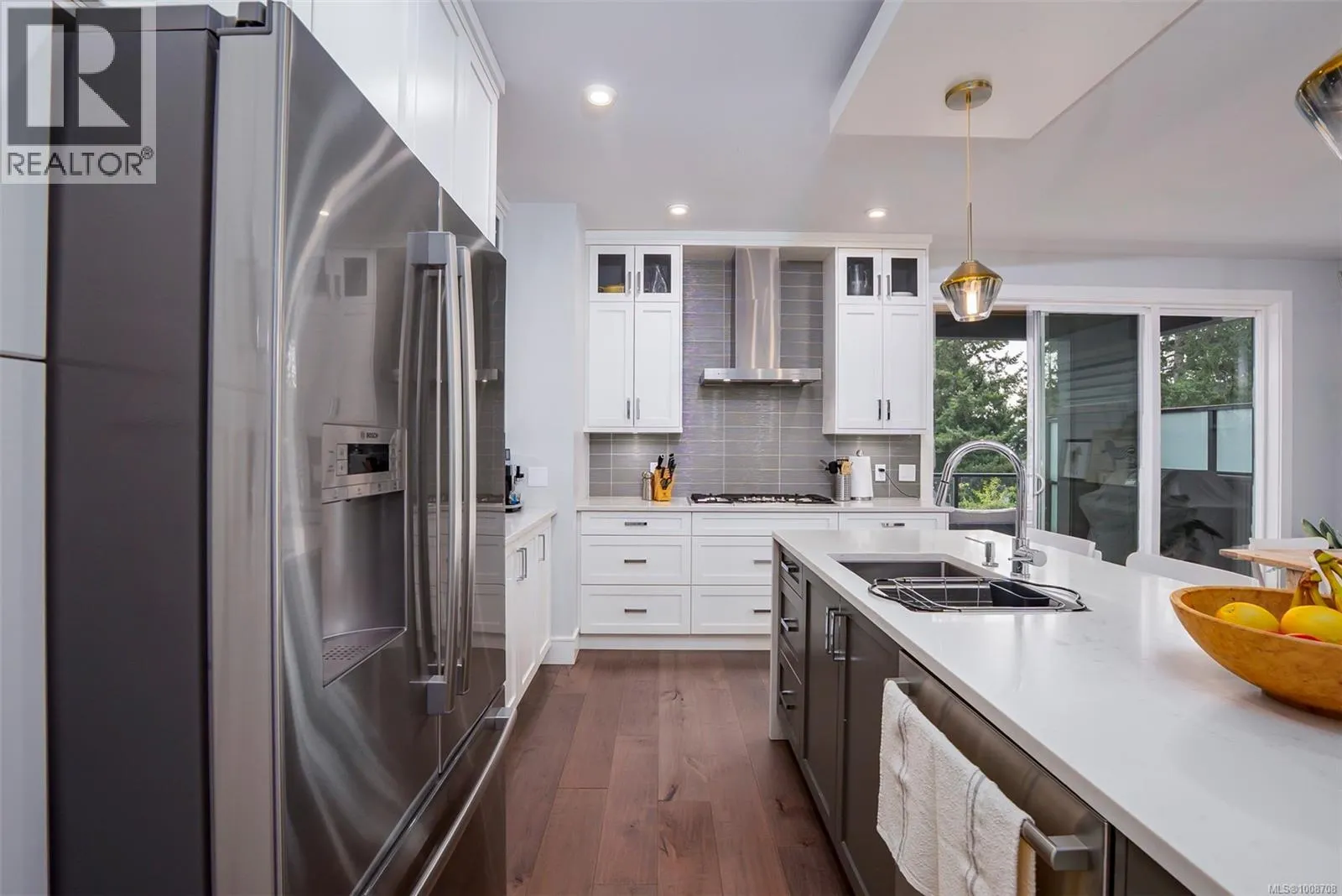 2498 Lynburn Cres