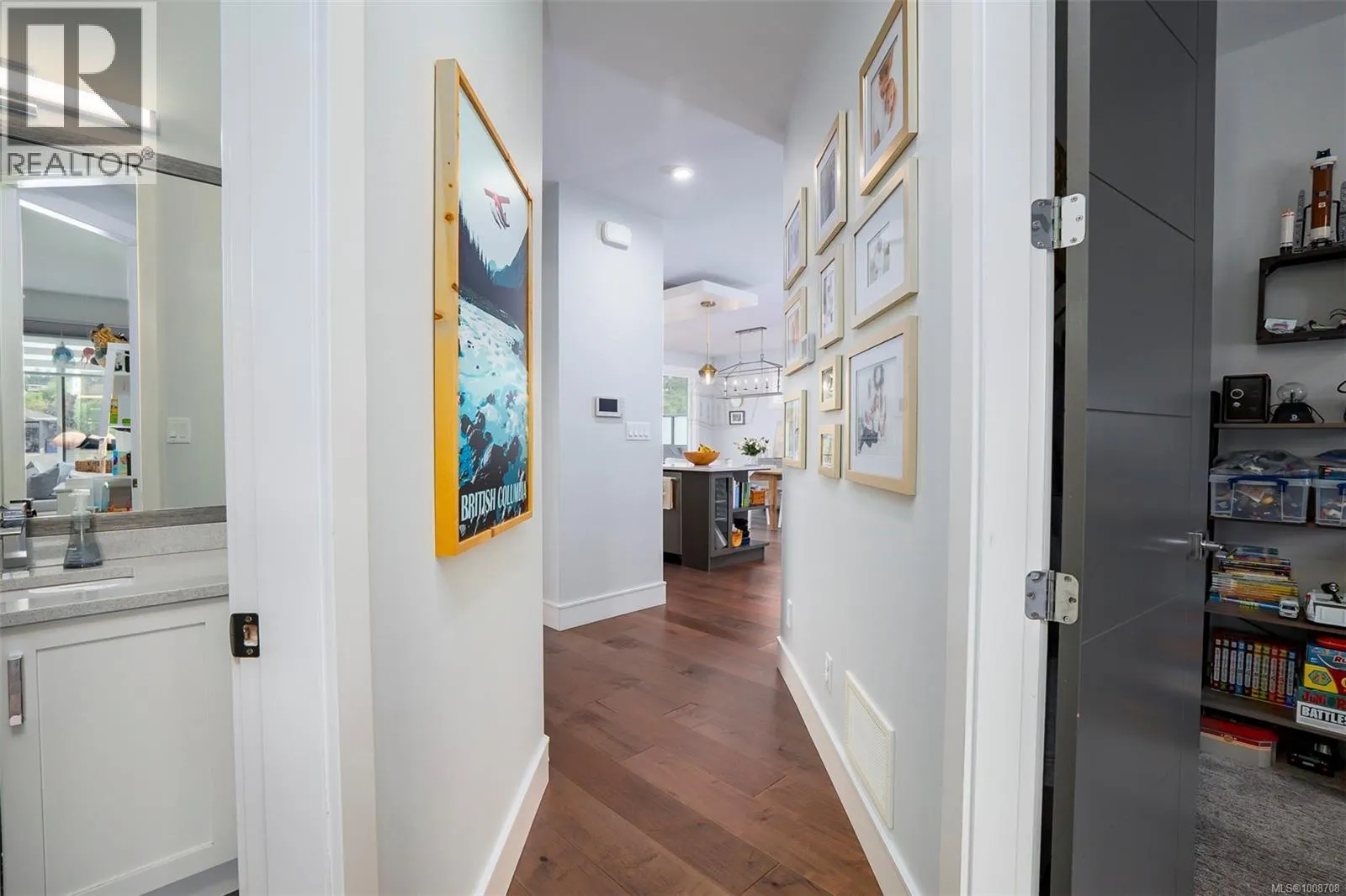 2498 Lynburn Cres