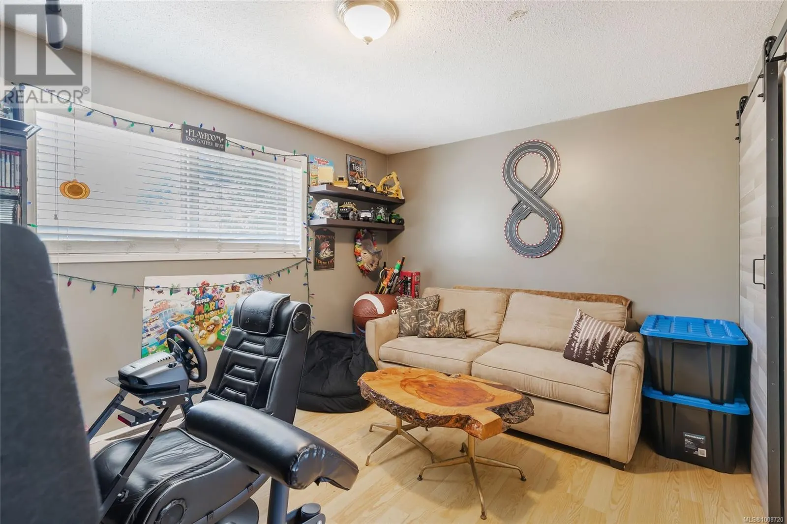 5624 Metral Dr