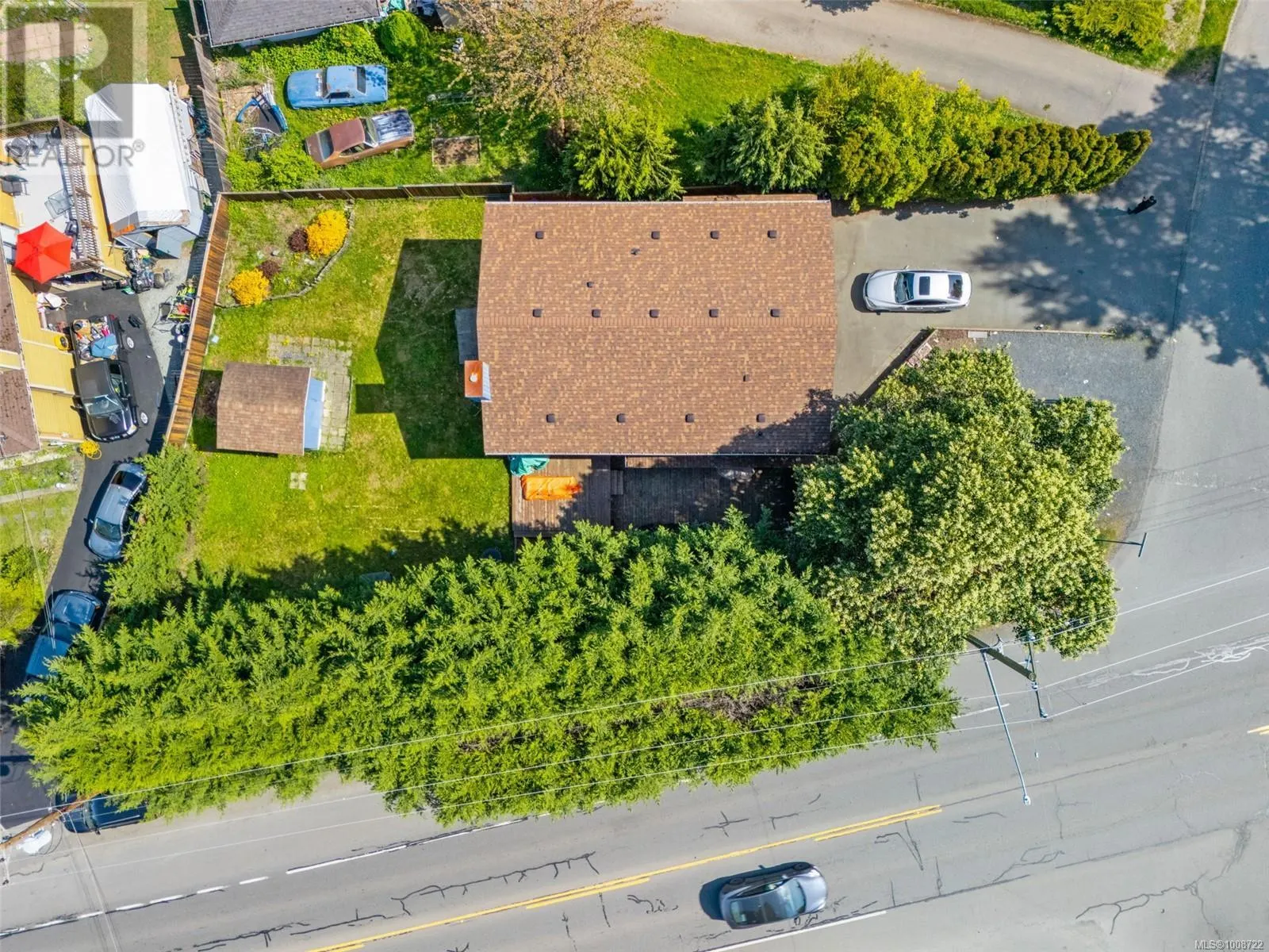798 Cecil Blogg Dr