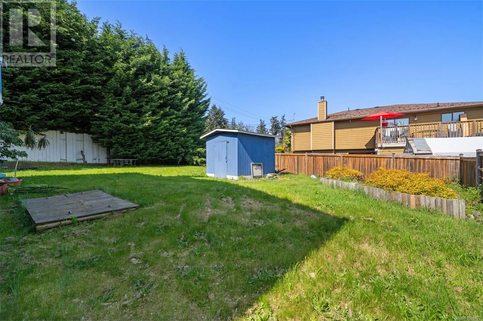 798 Cecil Blogg Dr