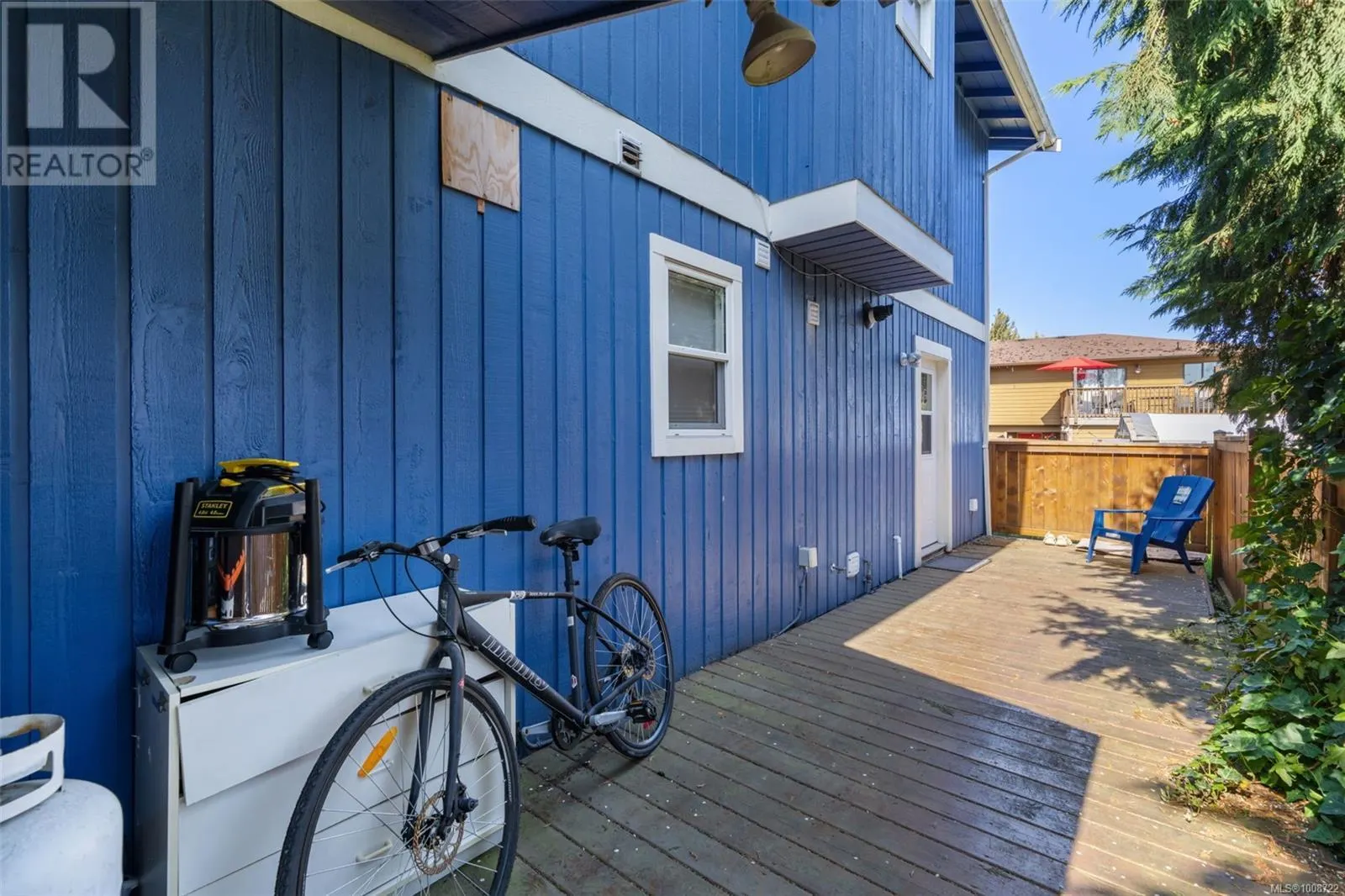 798 Cecil Blogg Dr