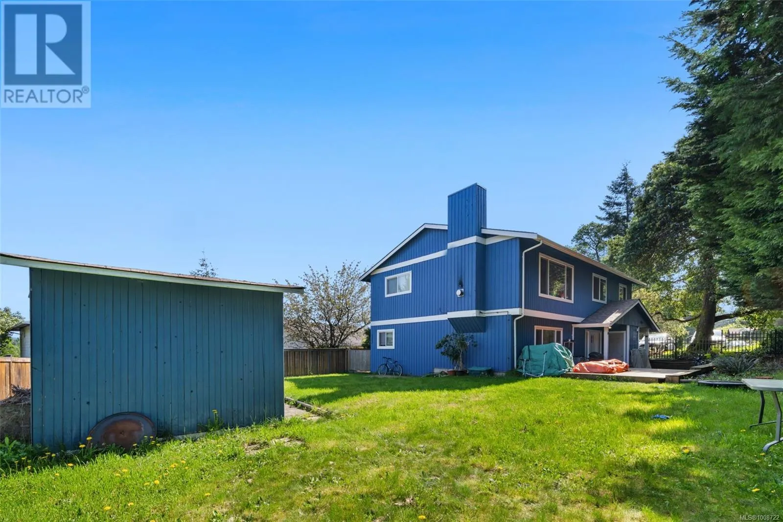 798 Cecil Blogg Dr
