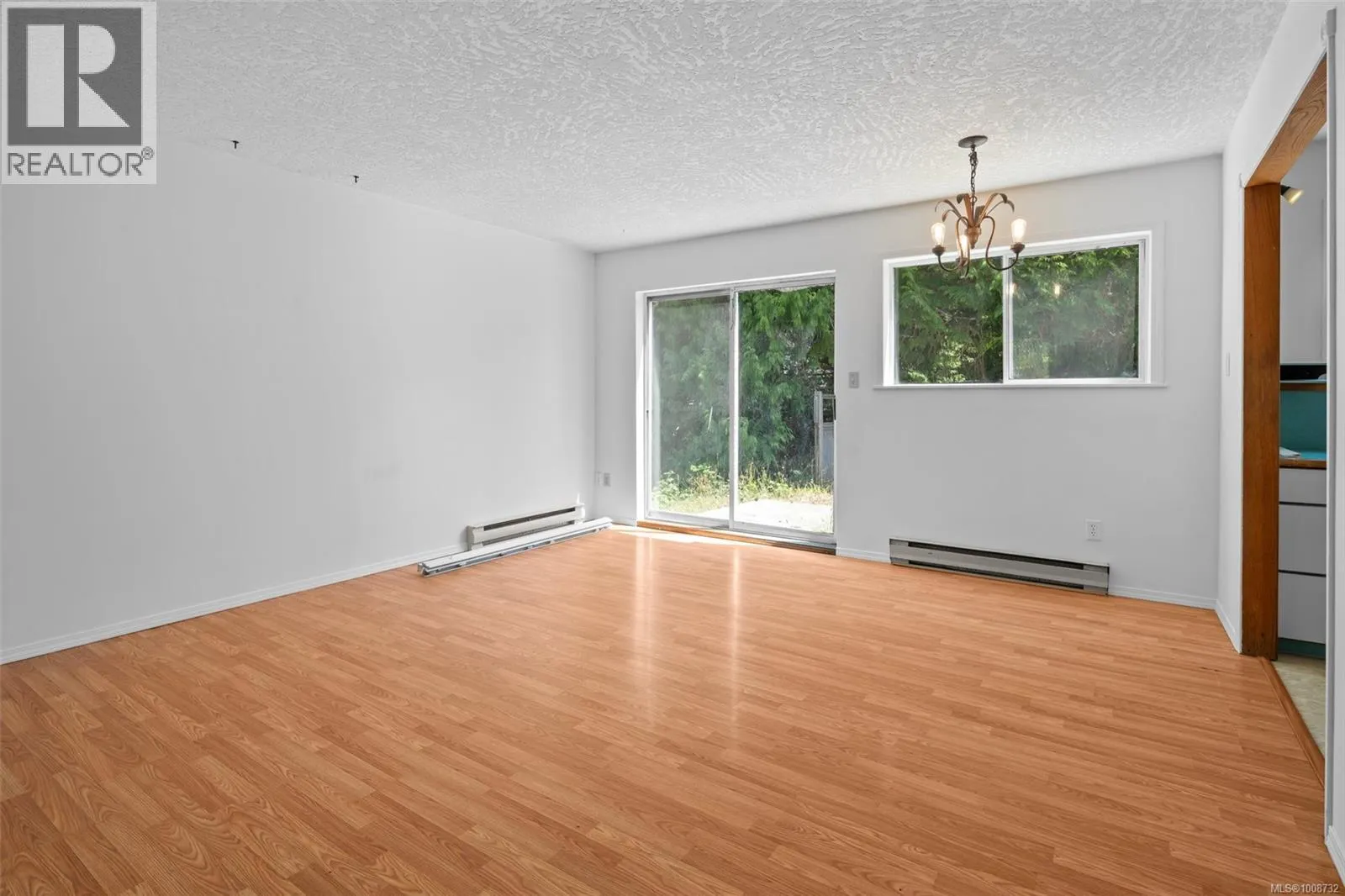 105 Rockcliffe Pl