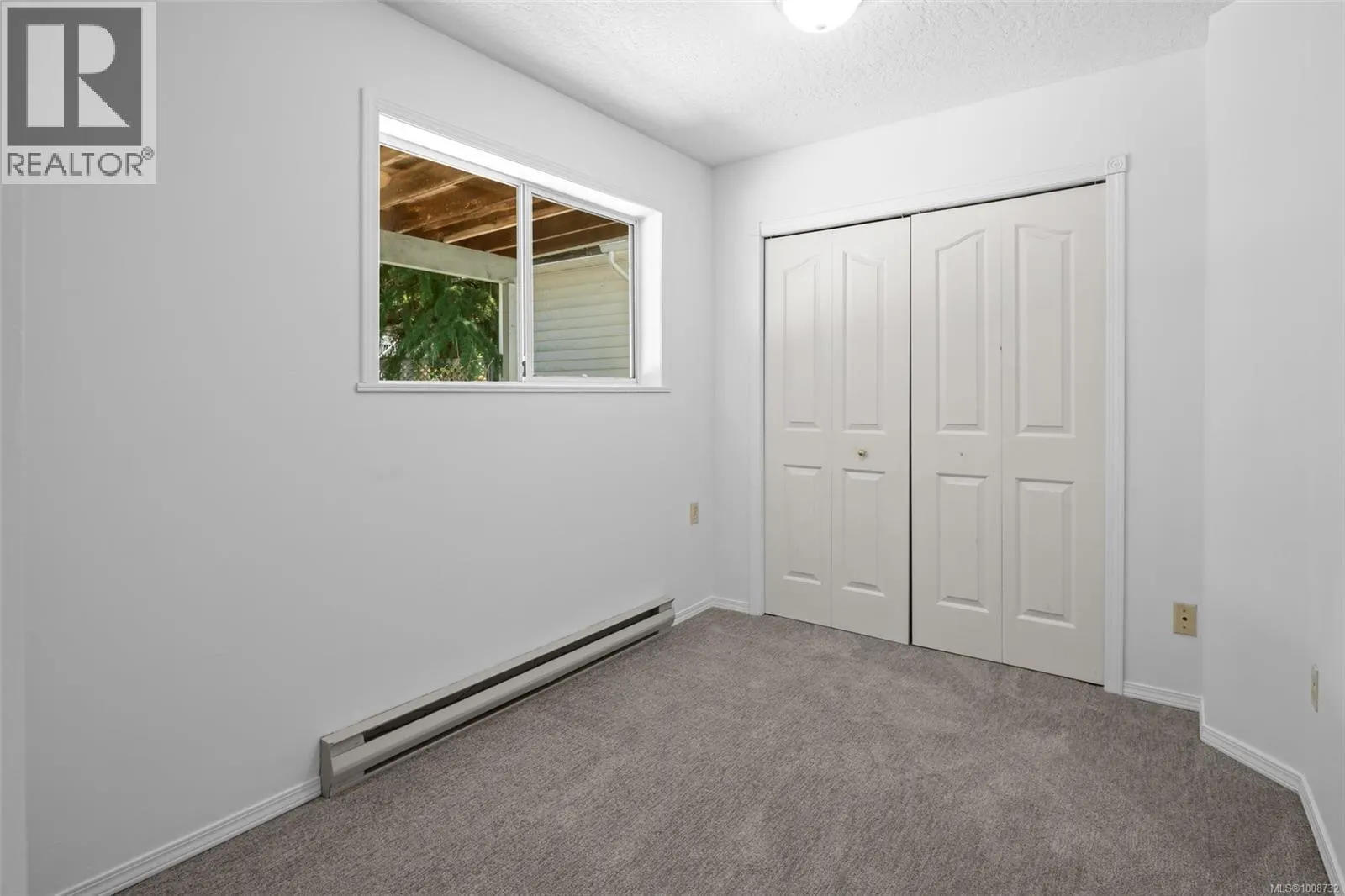 105 Rockcliffe Pl