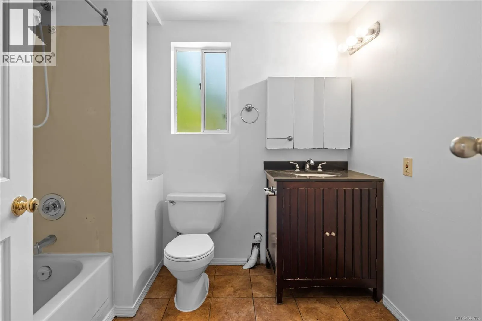105 Rockcliffe Pl