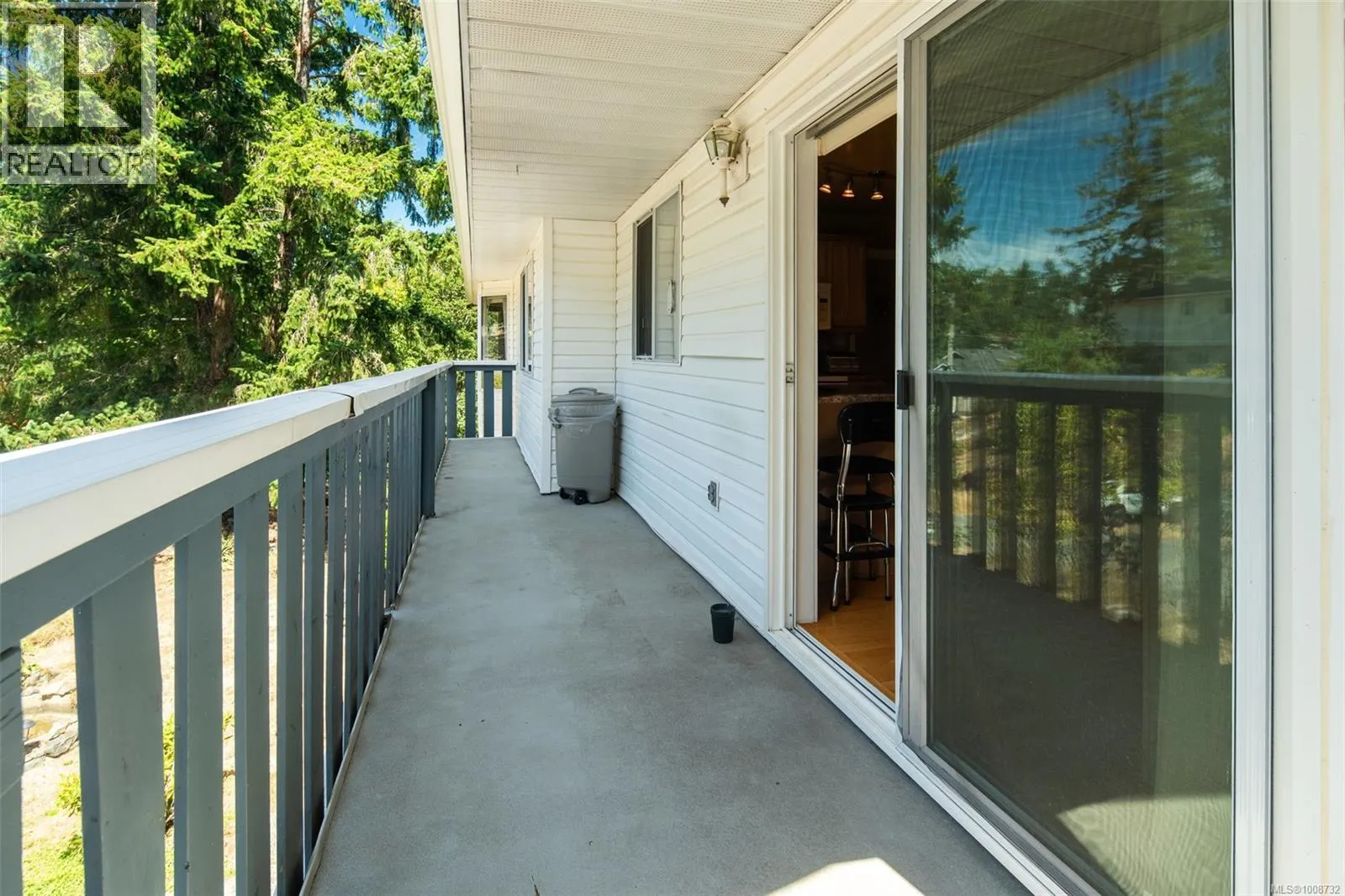 105 Rockcliffe Pl