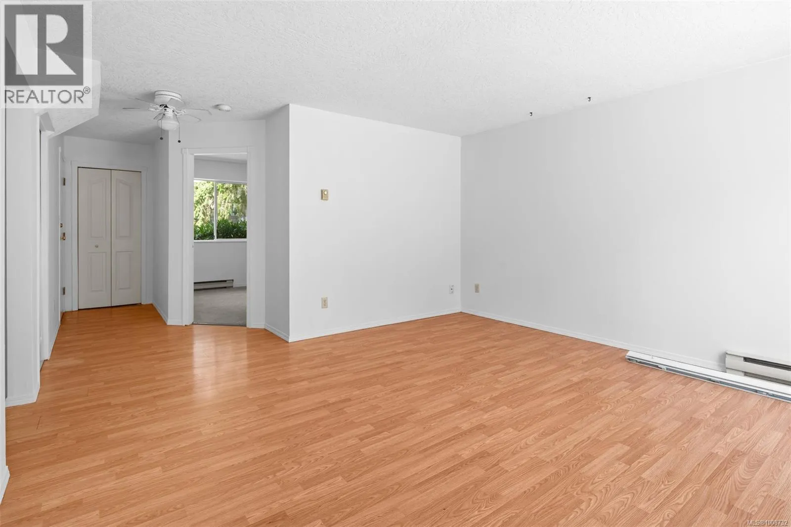 105 Rockcliffe Pl