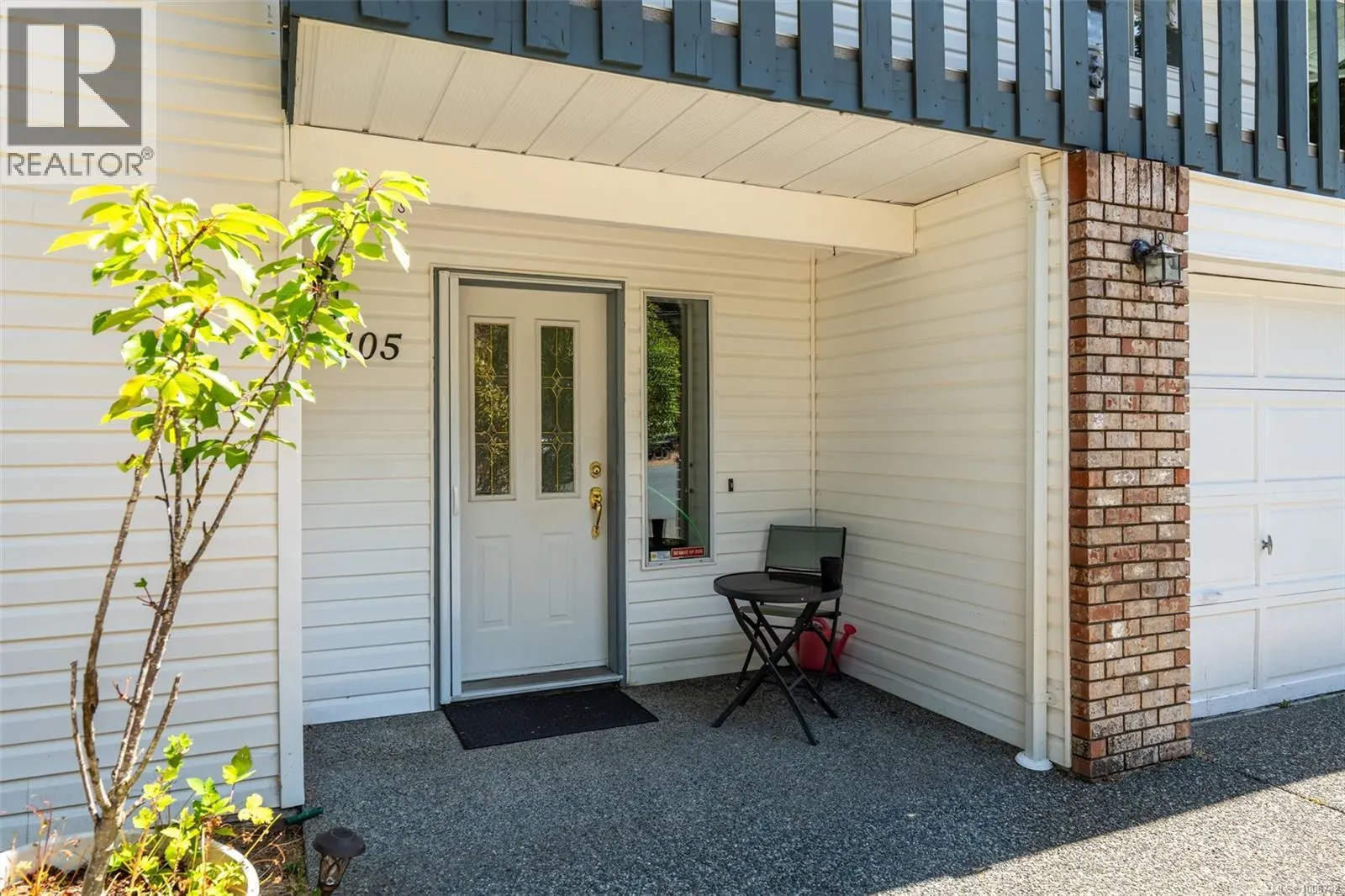 105 Rockcliffe Pl