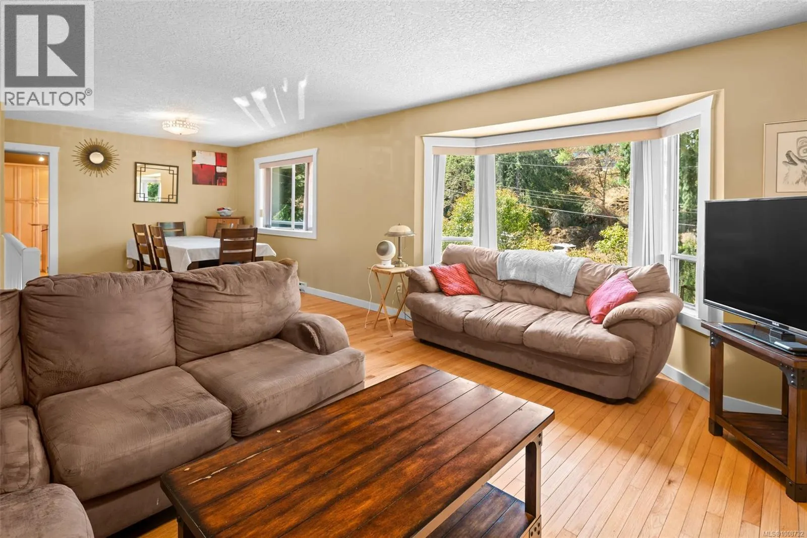 105 Rockcliffe Pl