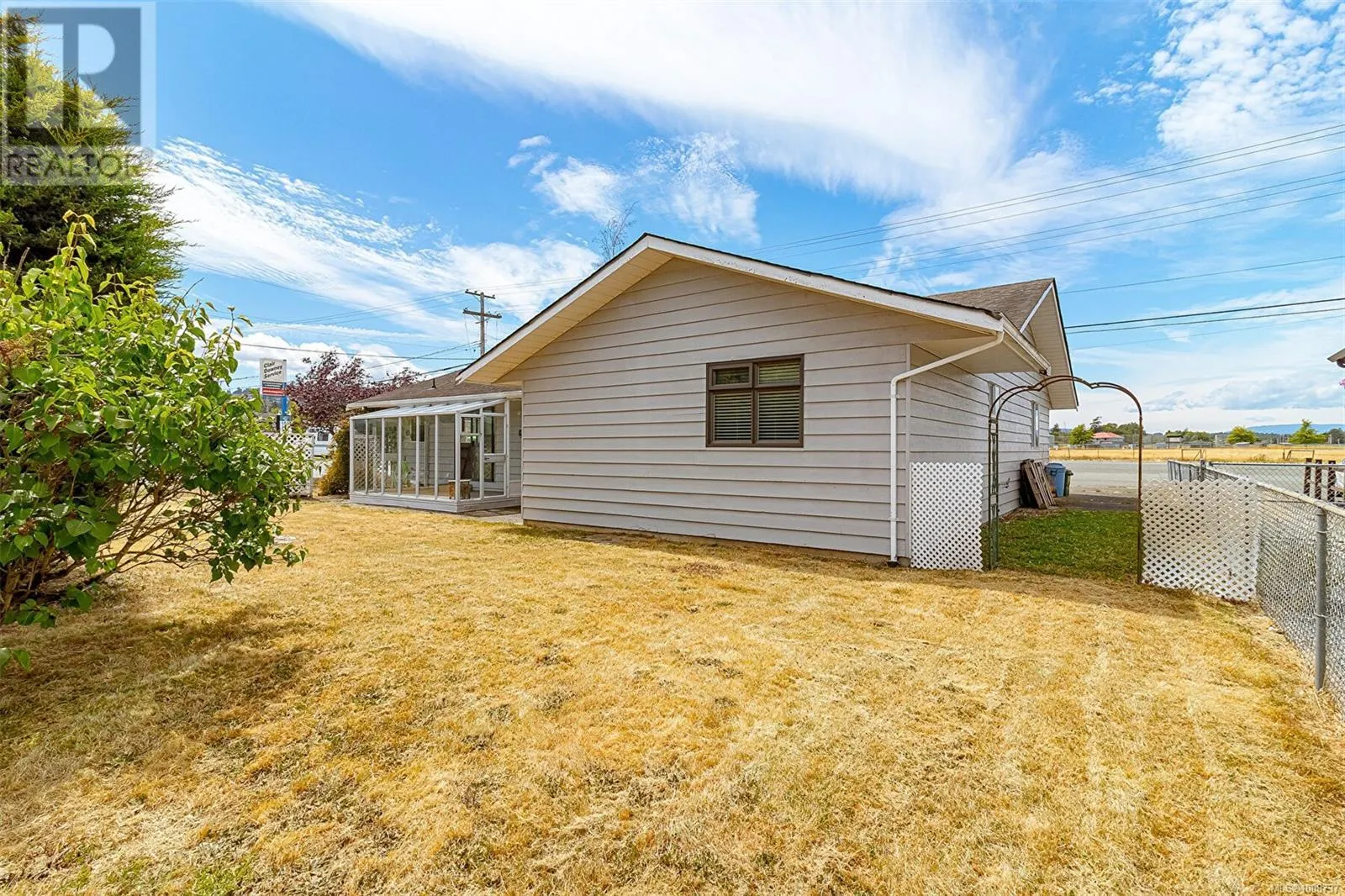 9445 Canora Rd