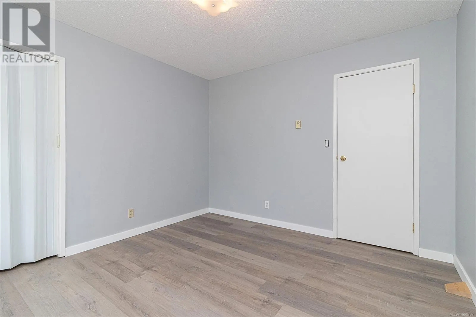 9445 Canora Rd
