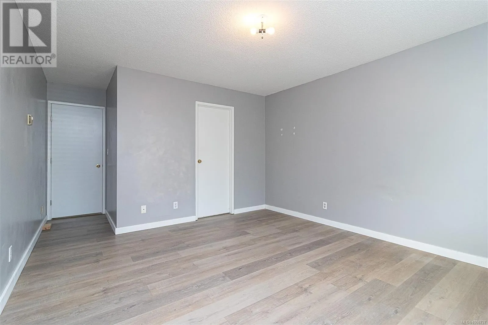 9445 Canora Rd