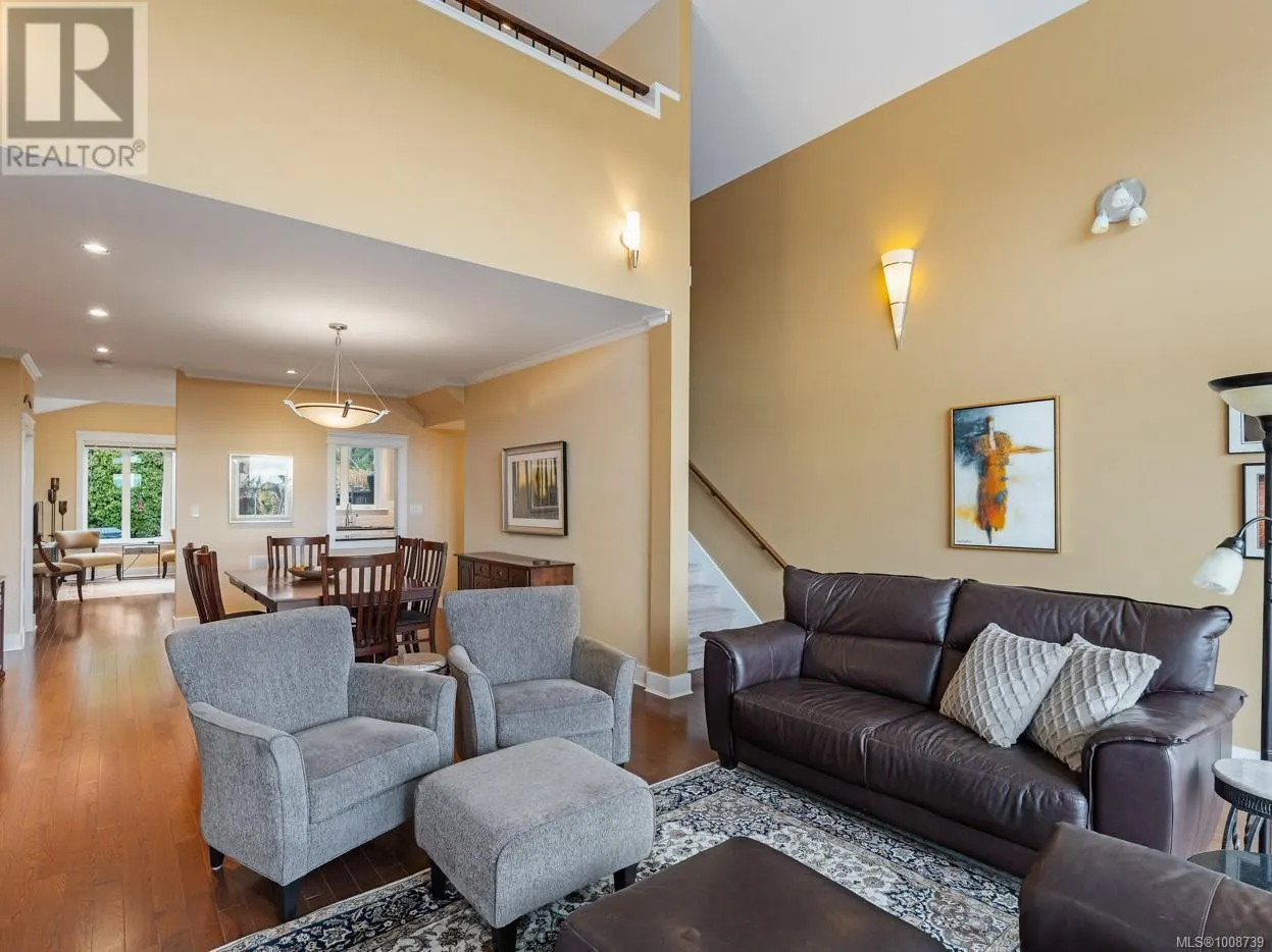 6 614 Granrose Terr