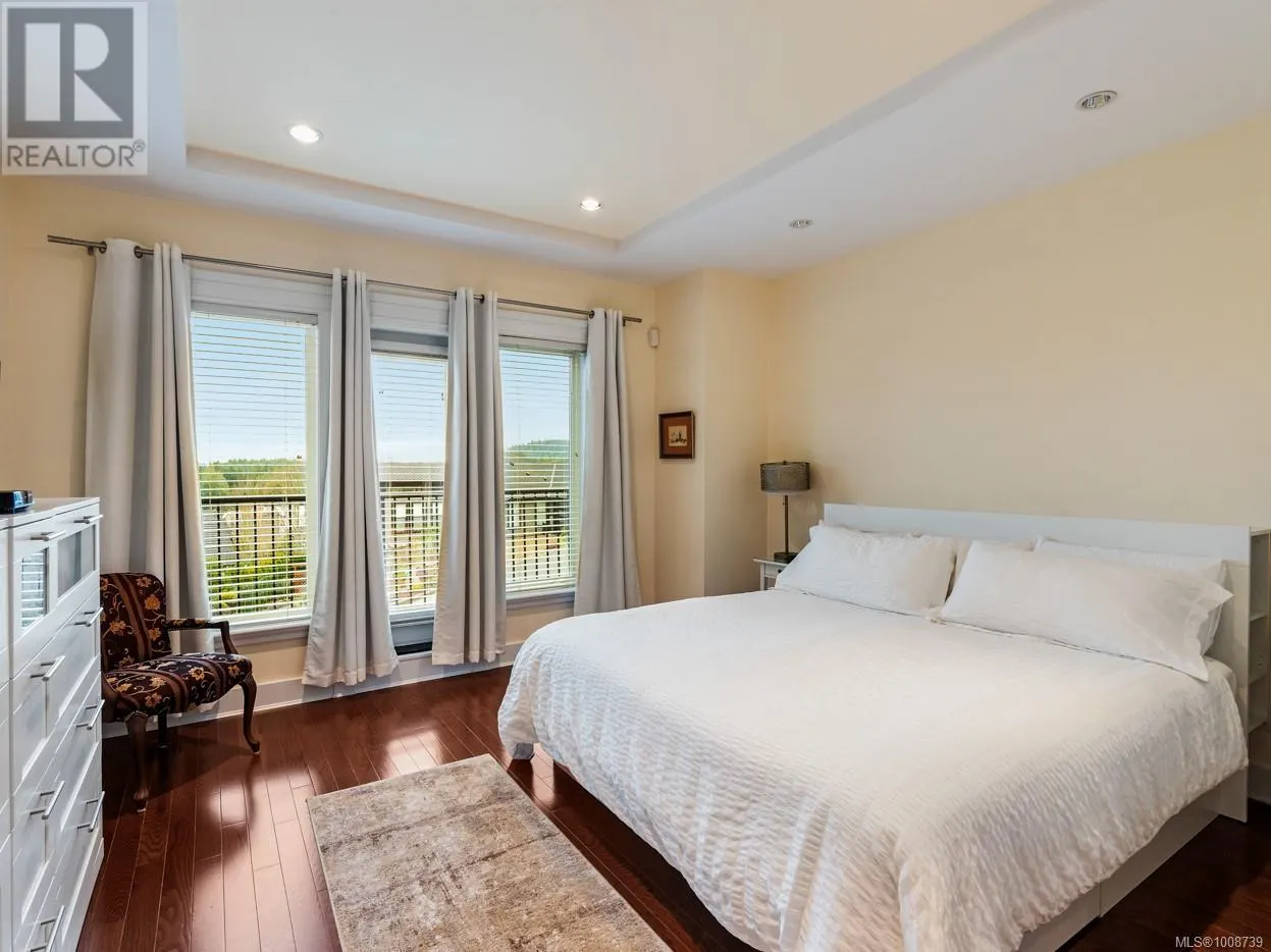 6 614 Granrose Terr