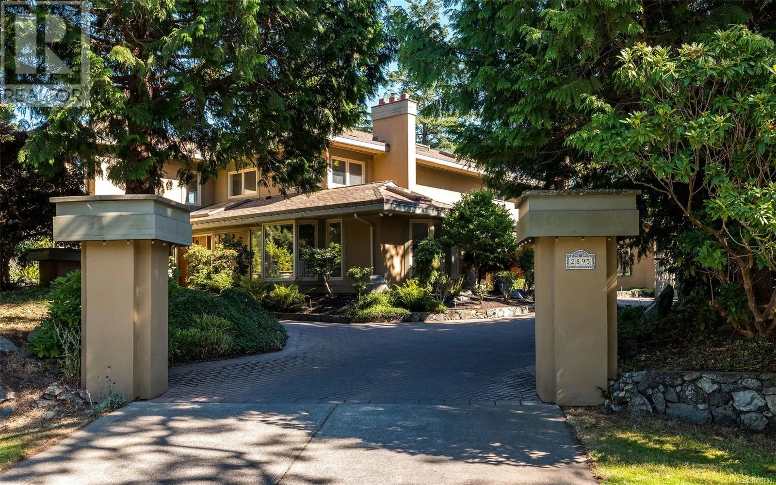 2895 Lansdowne Rd