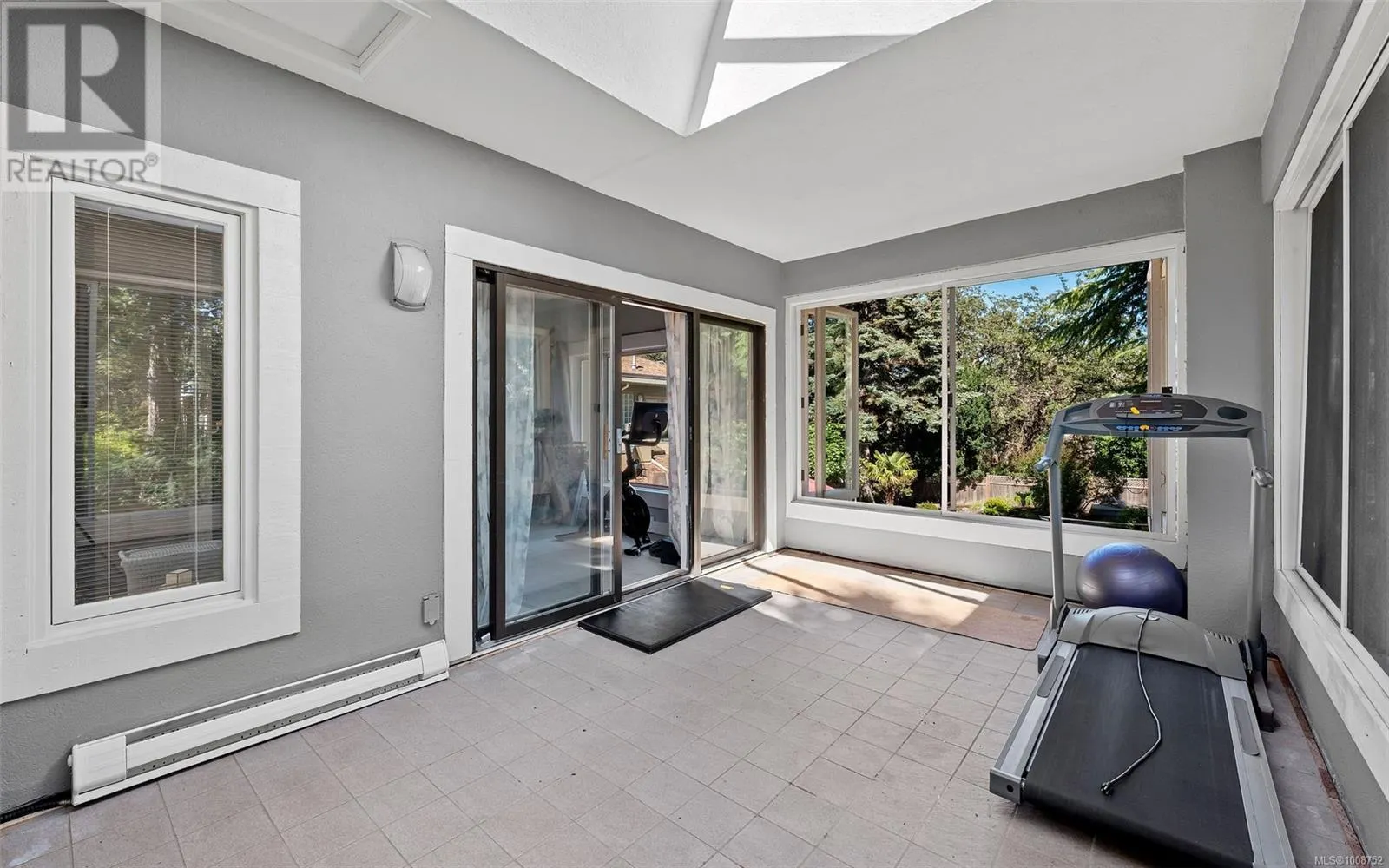2895 Lansdowne Rd
