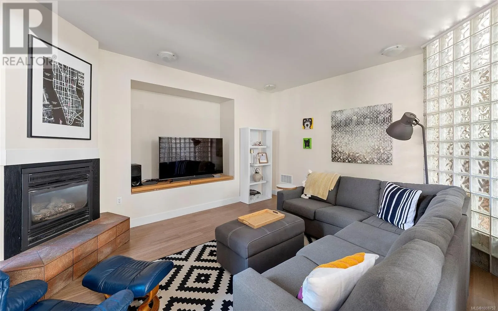 2895 Lansdowne Rd