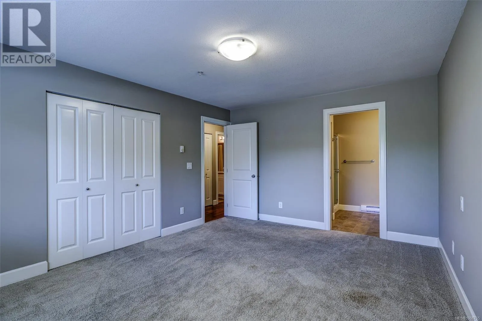 101 5945 Kaden Pl
