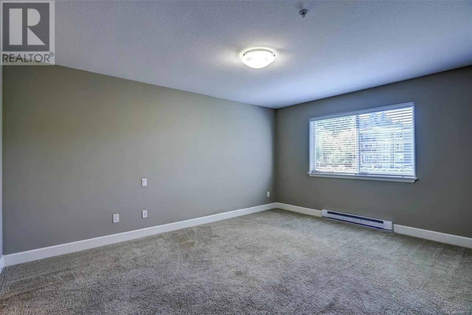 101 5945 Kaden Pl