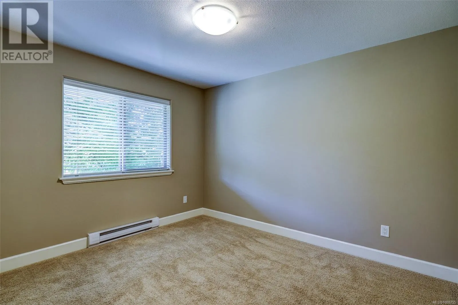 101 5945 Kaden Pl