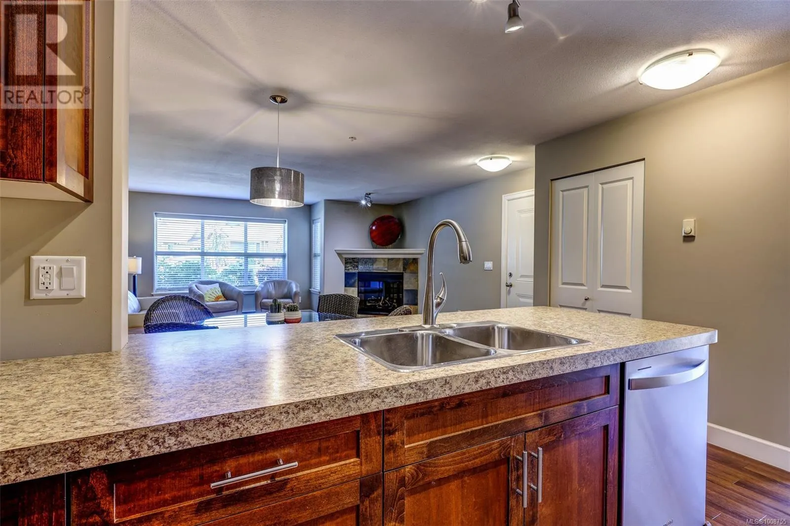 101 5945 Kaden Pl