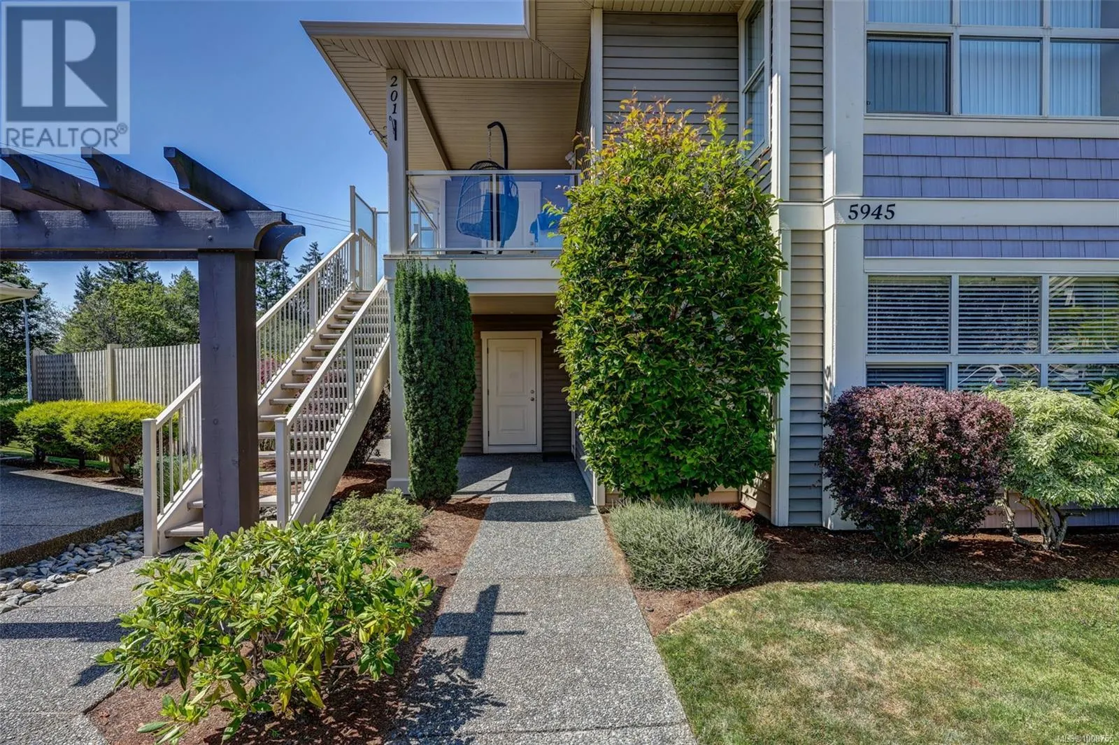 101 5945 Kaden Pl