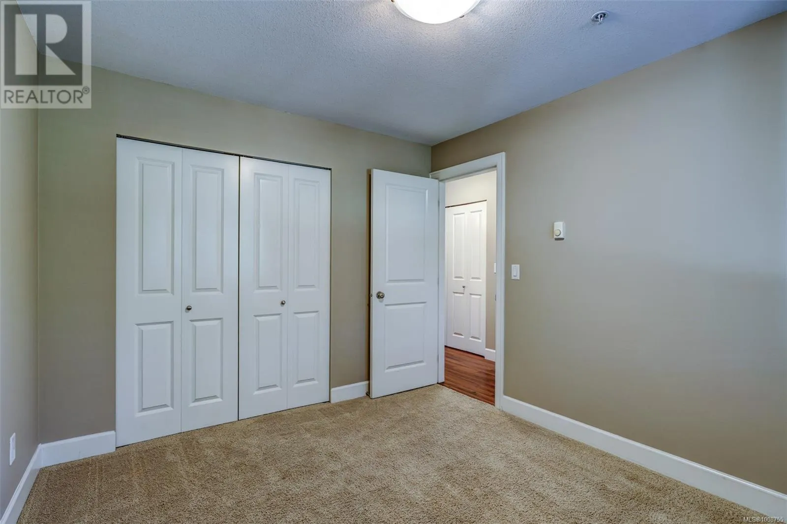 101 5945 Kaden Pl