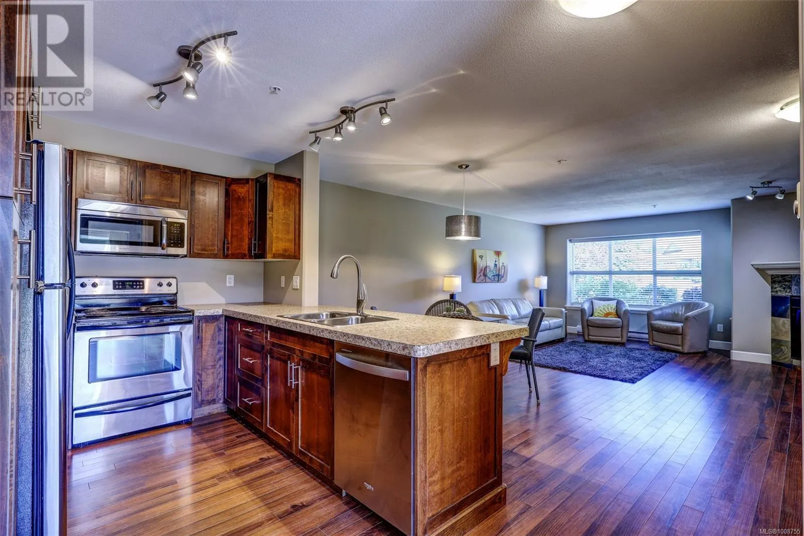 101 5945 Kaden Pl