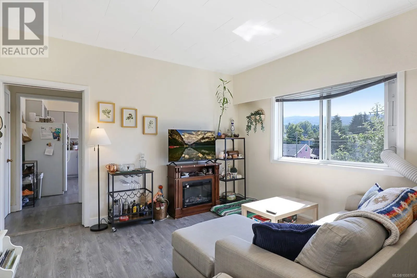 2780 Dunsmuir Ave
