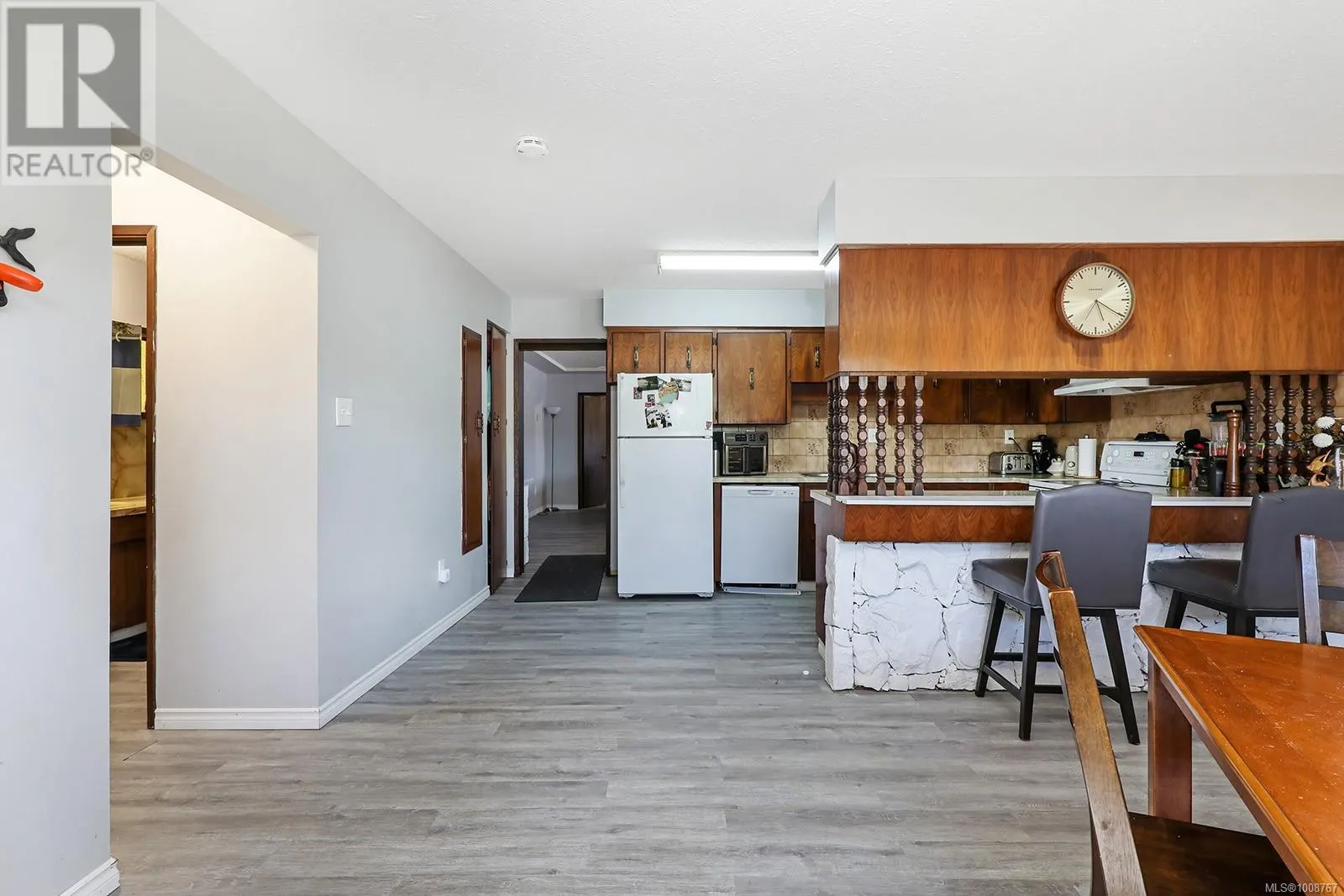 2780 Dunsmuir Ave