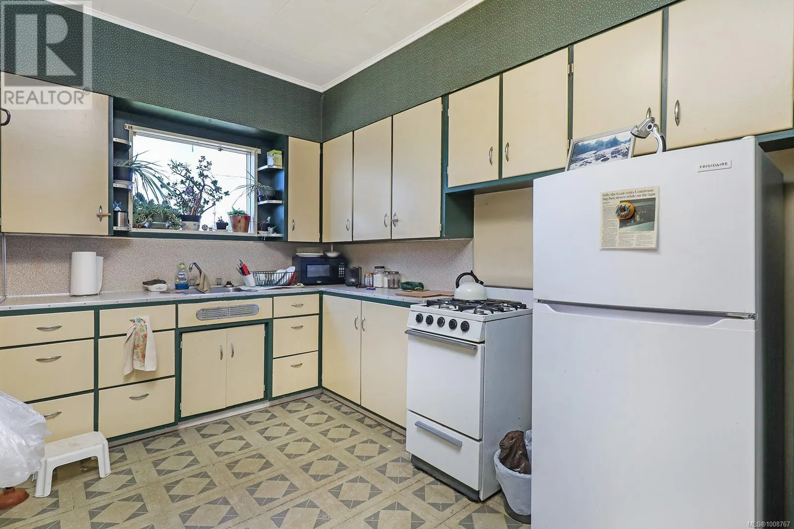 2780 Dunsmuir Ave